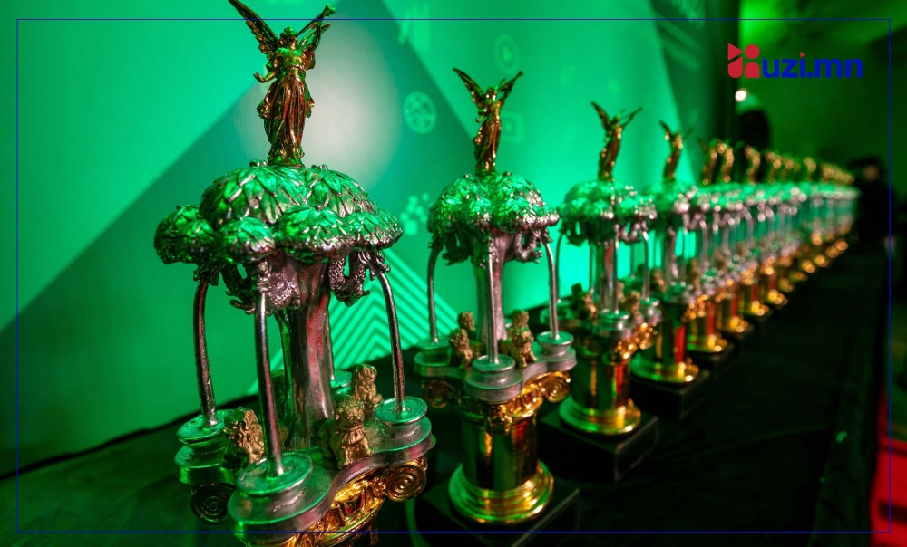 ӨНӨӨДӨР: Оны шилдэг уран бүтээл, уран бүтээлч шалгаруулах “Мөнгөн мод-2025” ёслол Дуурь бүжгийн эрдмийн театрт болно.