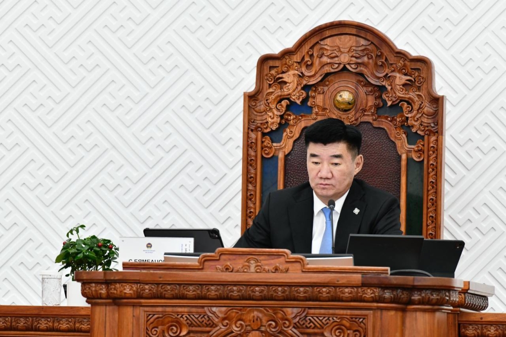 УИХ: Өнөөдөр чуулганы нэгдсэн хуралдаанаар...